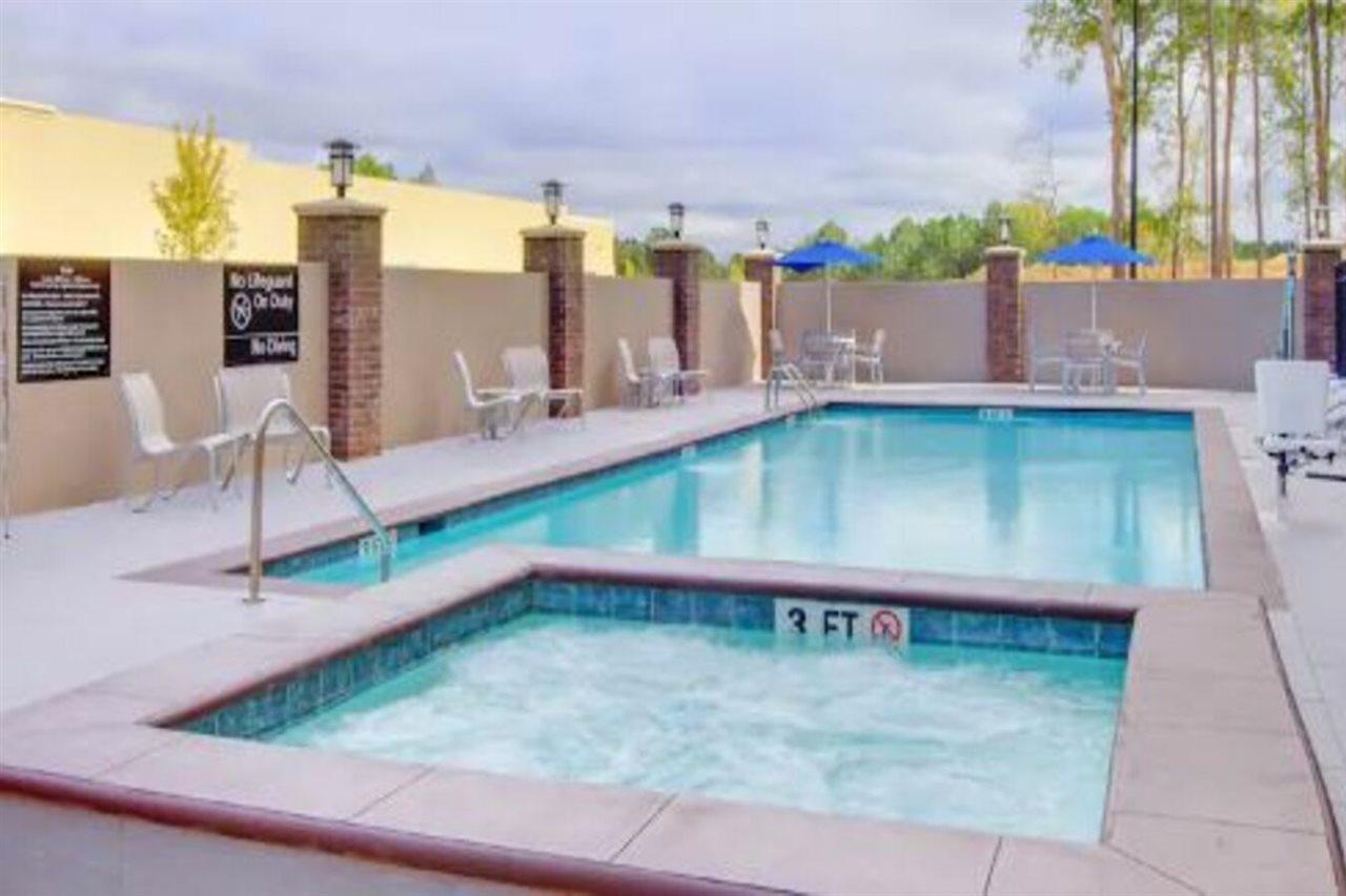 Hampton Inn & Suites Tyler-South Eksteriør bilde